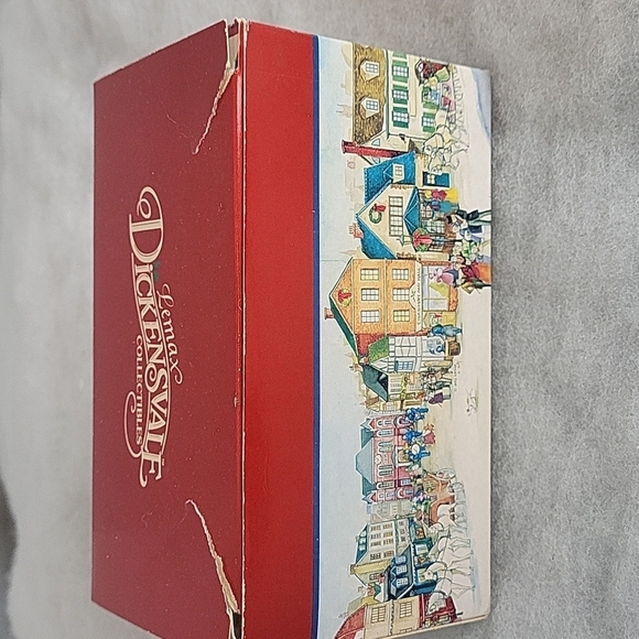 Lemax Dickensvale porcelain Photo with Santa Figurine 1994 vintage collectible - Picture 2 of 9